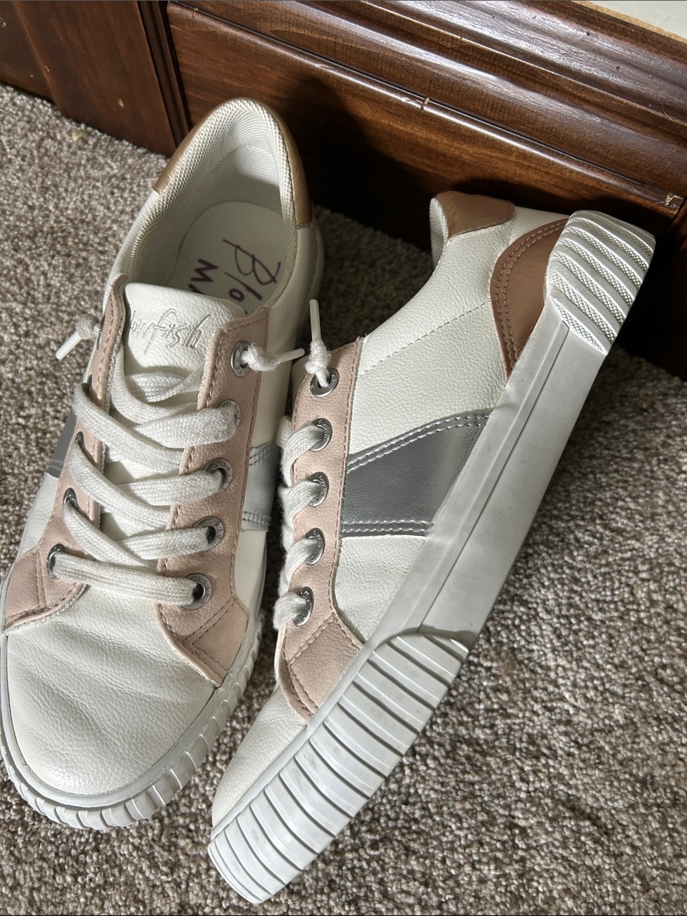 BLOWFISH Malibu White Sneakers with Rose Gold and Silver Accents - Picture 8 of 10